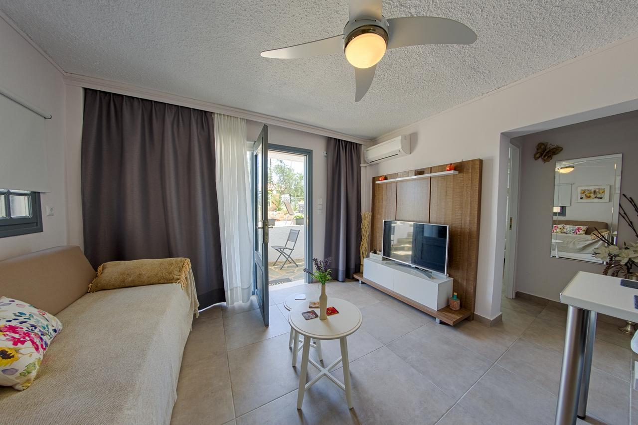 Irida Holiday Apartments Ступа Екстериор снимка